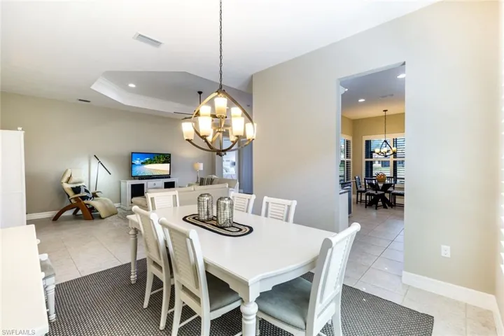 3224 Pacific Dr, Naples, Florida 34119