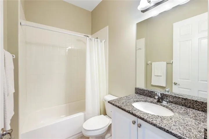 3224 Pacific Dr, Naples, Florida 34119