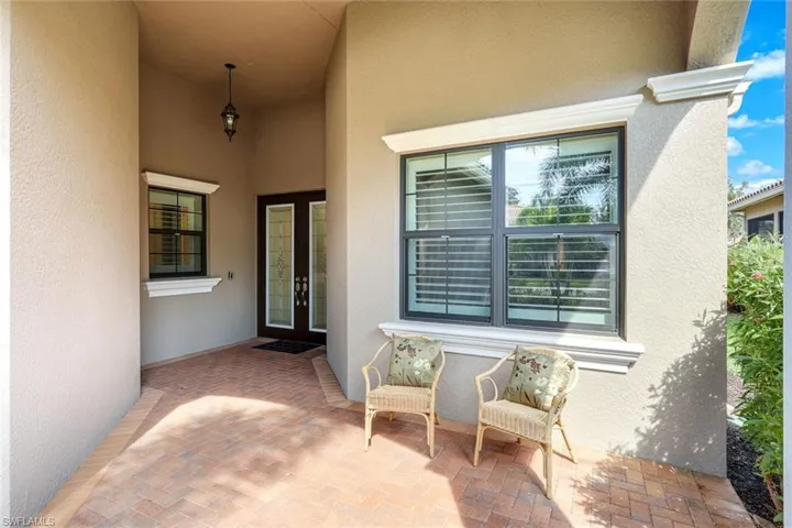 3224 Pacific Dr, Naples, Florida 34119