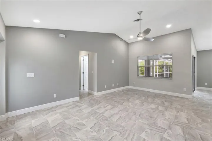 2911  16th W ST, Lehigh Acres, FL 33971
