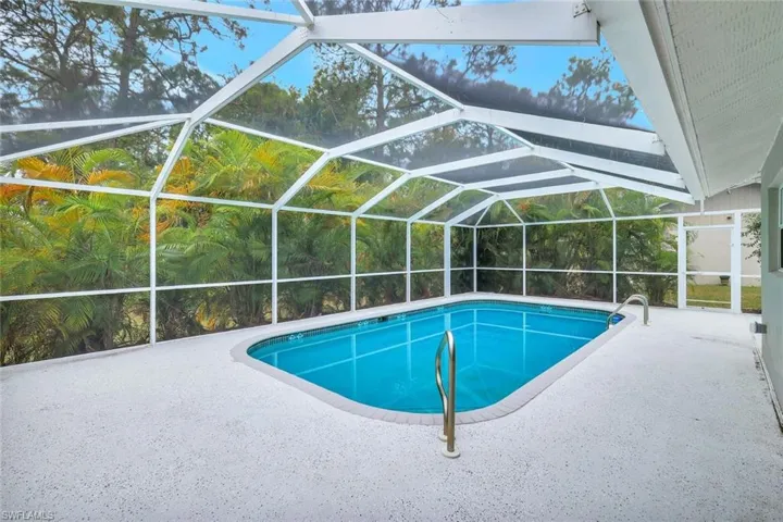 2911  16th W ST, Lehigh Acres, FL 33971