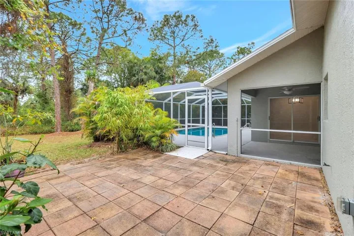 2911  16th W ST, Lehigh Acres, FL 33971