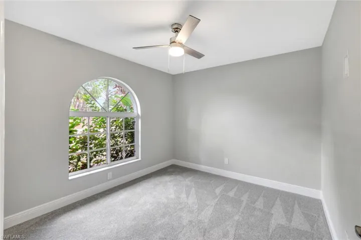 2911  16th W ST, Lehigh Acres, FL 33971