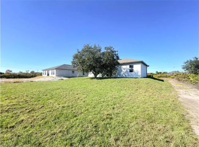 2803 68th St W, Lehigh Acres, Florida 33971