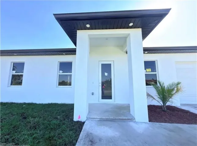 2803 68th St W, Lehigh Acres, Florida 33971