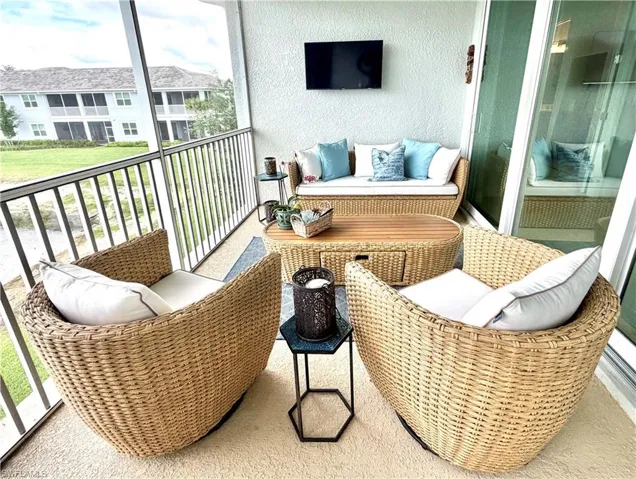 2647 Seychelles Cir 2206, Naples, Florida 34112