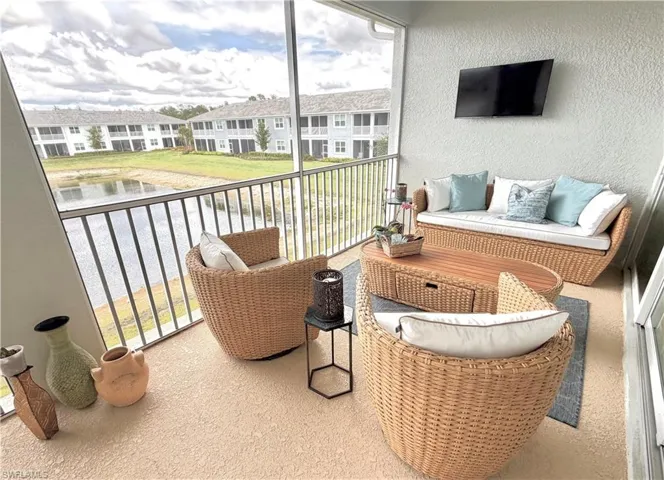 2647 Seychelles Cir 2206, Naples, Florida 34112