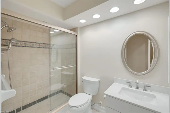 GUEST STEP IN SHOWER