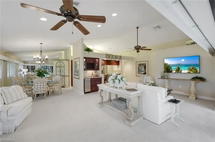 SHOWING DINING AREA