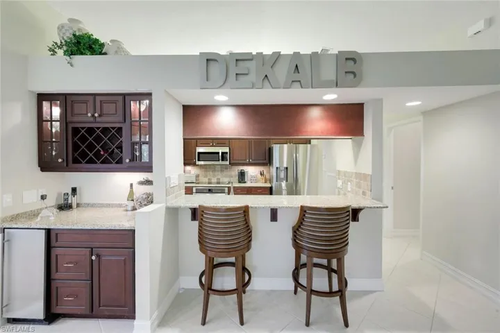 WINE BAR 7 BREAKFAST BAR