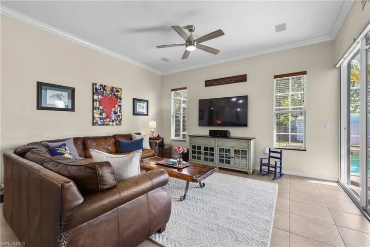 4111 Se 10th Pl, Cape Coral, Florida 33904