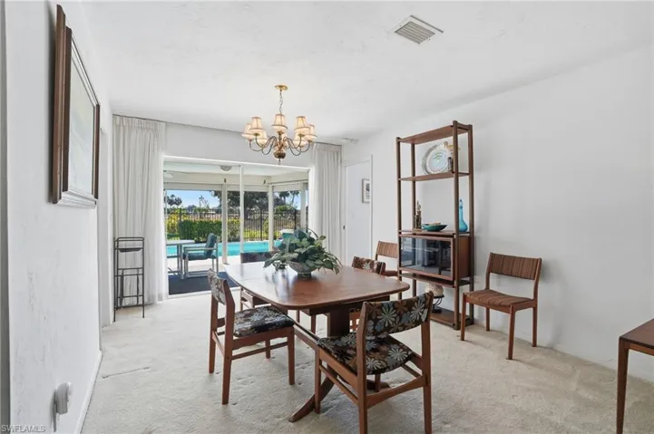 Pocket sliding doors open up to the lanai, allowing for that Indoor/Outdoor Living!