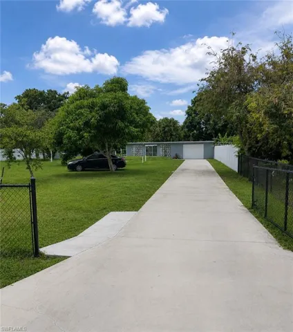 257 Evergreen Rd, North Fort Myers, Florida 33903