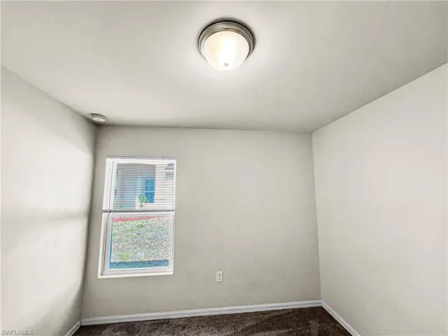 18321 Gibraltar Ln, Lehigh Acres, Florida 33936