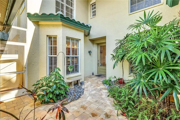 24675  Canary Island  CT, Bonita Springs, FL 34134