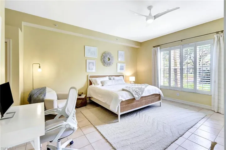 24675  Canary Island  CT, Bonita Springs, FL 34134