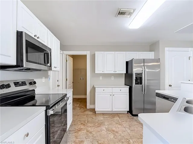 3027 38th St Sw, Lehigh Acres, Florida 33976
