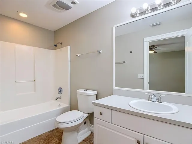 3027 38th St Sw, Lehigh Acres, Florida 33976