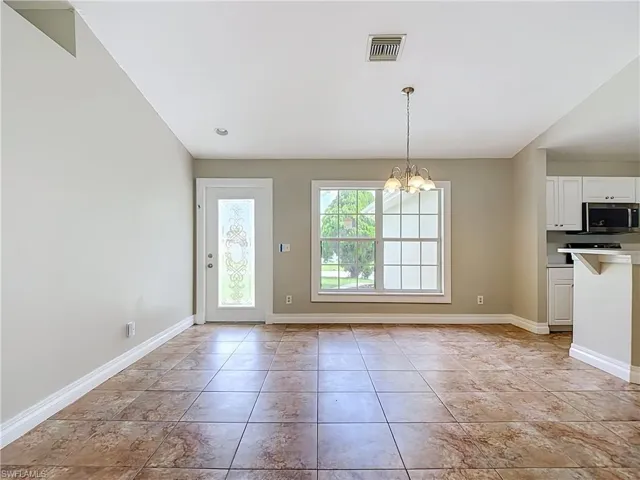 3027 38th St Sw, Lehigh Acres, Florida 33976
