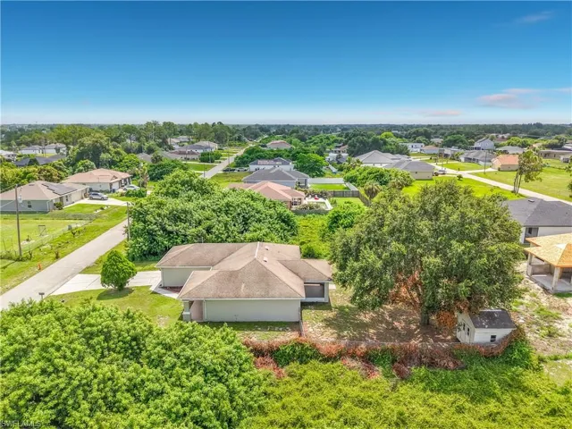 3027 38th St Sw, Lehigh Acres, Florida 33976