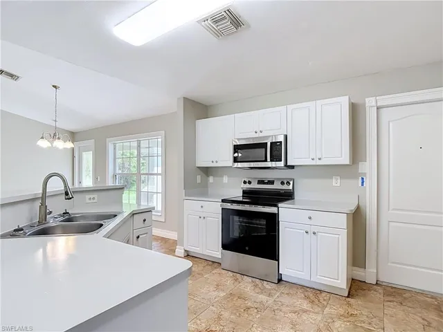 3027 38th St Sw, Lehigh Acres, Florida 33976