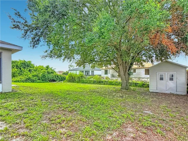 3027 38th St Sw, Lehigh Acres, Florida 33976