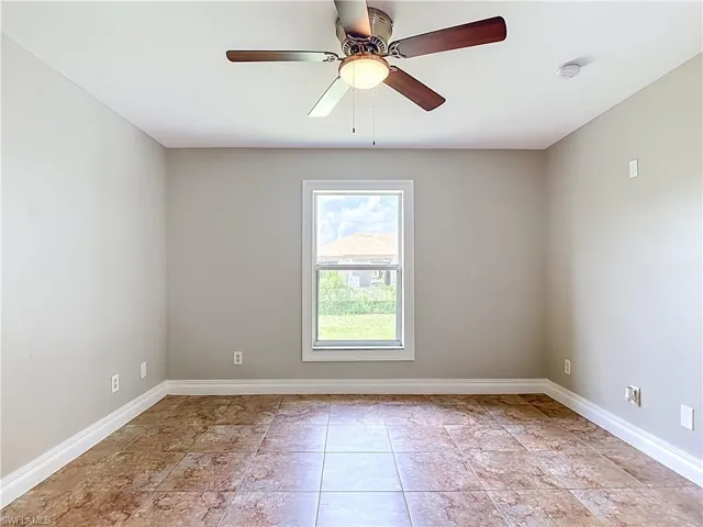 3027 38th St Sw, Lehigh Acres, Florida 33976