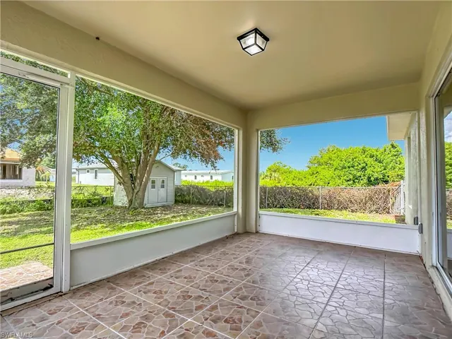 3027 38th St Sw, Lehigh Acres, Florida 33976