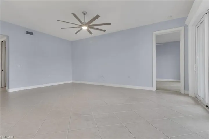 729  Regency Reserve  CIR, Naples, FL 34119