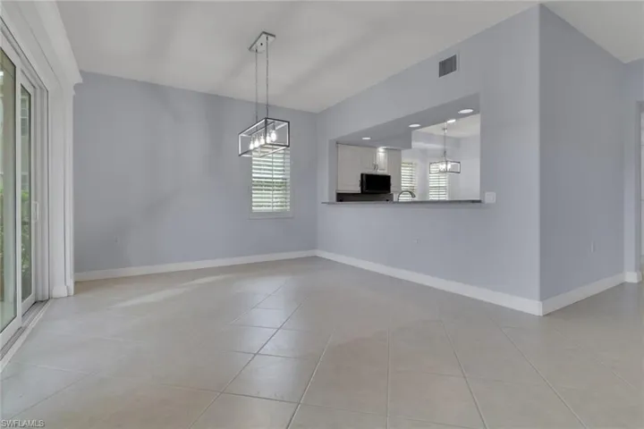 729  Regency Reserve  CIR, Naples, FL 34119
