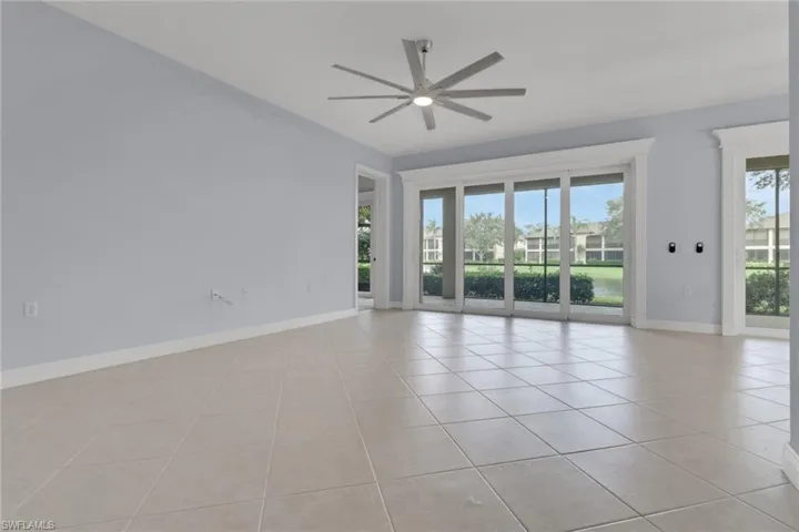 729  Regency Reserve  CIR, Naples, FL 34119