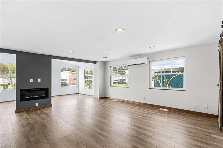 kitchen/family room with fireplace