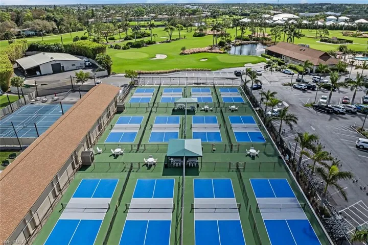 136 Harrison Rd 1, Naples, Florida 34112