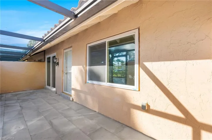 1521 Chesapeake Ave B2, Naples, Florida 34102
