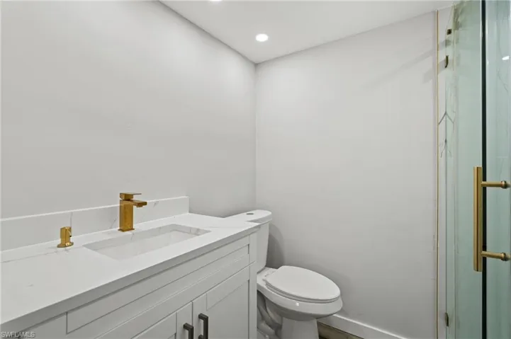 1521 Chesapeake Ave B2, Naples, Florida 34102