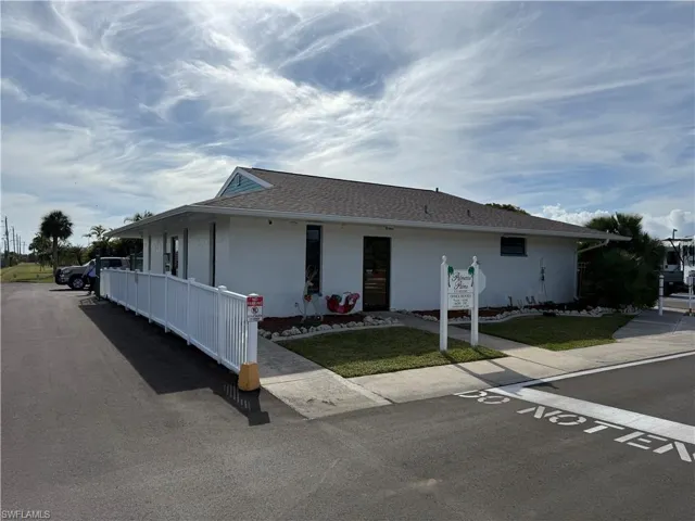 19681 Summerlin 263 Rd, Fort Myers, Florida 33908