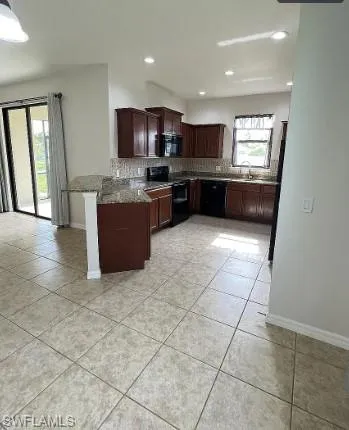 511 Ne 19th Pl, Cape Coral, Florida 33909