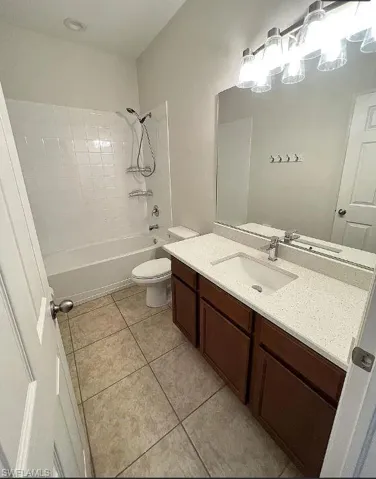 511 Ne 19th Pl, Cape Coral, Florida 33909