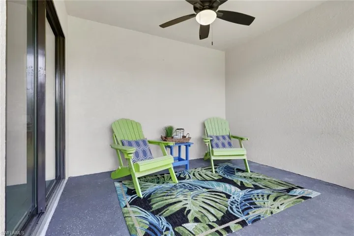 View of patio / terrace with ceiling fan