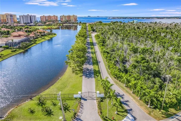 14028 Schultz Rd, Fort Myers Fl 33908