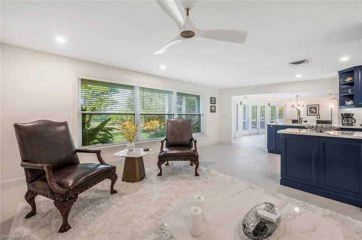 735 Parkview Ln, Naples, Florida 34103