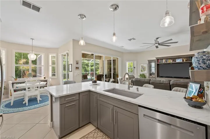 12929 Dresden Ct, Fort Myers, Florida 33912