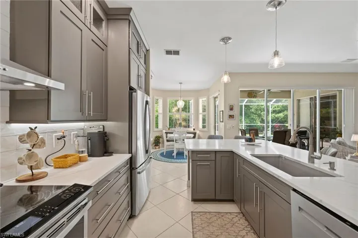 12929 Dresden Ct, Fort Myers, Florida 33912