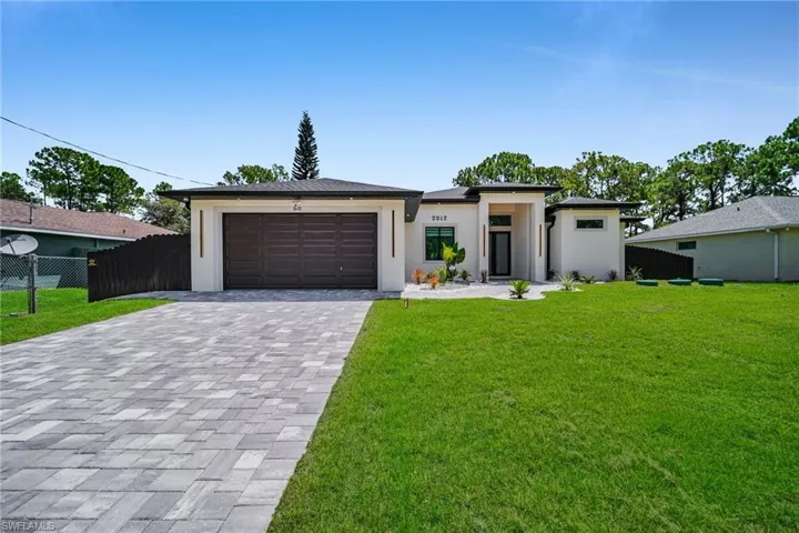 2012 Robert Ave, Alva, Florida 33920