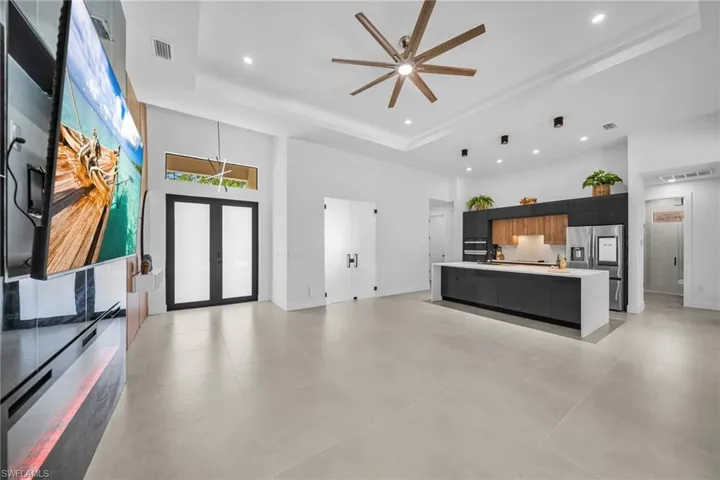 2012 Robert Ave, Alva, Florida 33920