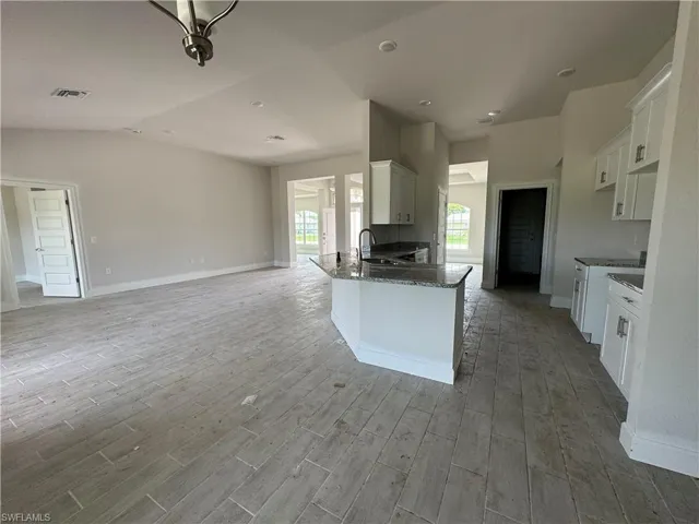 302 SE 15th  TER, Cape Coral, FL 33990