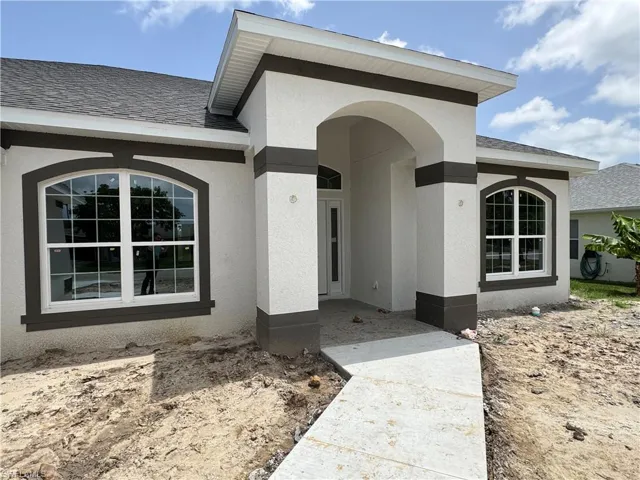 302 SE 15th  TER, Cape Coral, FL 33990
