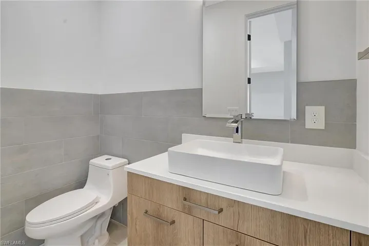 1241 NW 35th  PL, Cape Coral, FL 33993