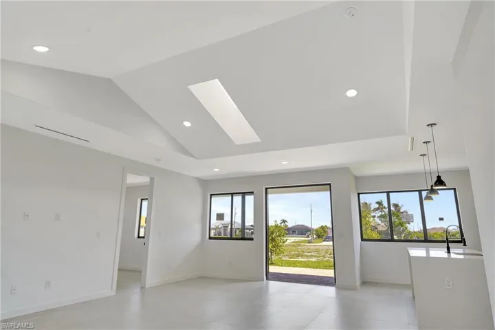 1241 NW 35th  PL, Cape Coral, FL 33993