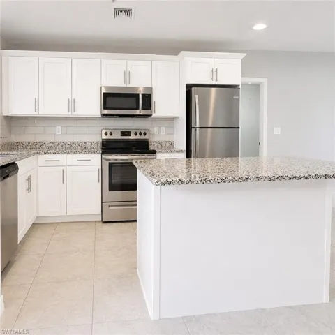 1625 Sw 1st Ave 101, Cape Coral, Florida 33991